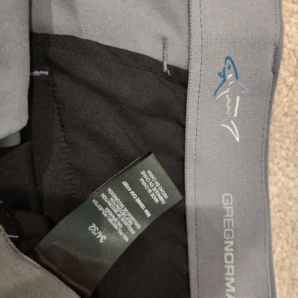 Greg Norman Grey ML75 Microlux Golf Pants Size 34/32- Like New! - Picture 4 of 7